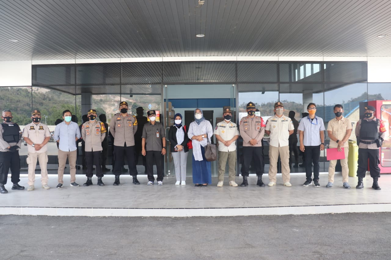 PT.Hoga Reksa Garmen Sambut Hangat Kunjungan Supervisi dari Polres Garut