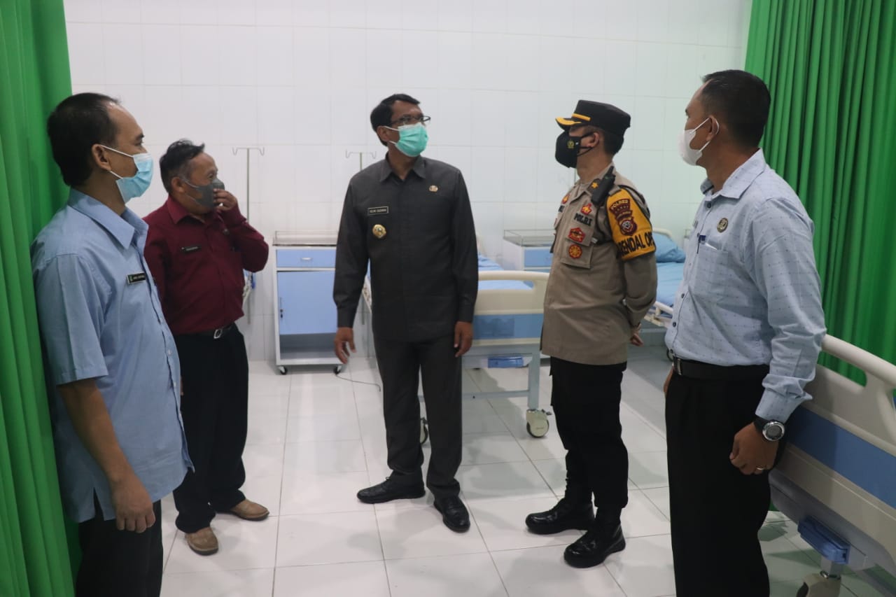 Kabag Ops Polres Garut Hadiri Launching Pembelajaran Tatap Muka (PTM) Terbatas tahun pelajaran 2021-2022 Di SMKN 1 Garut