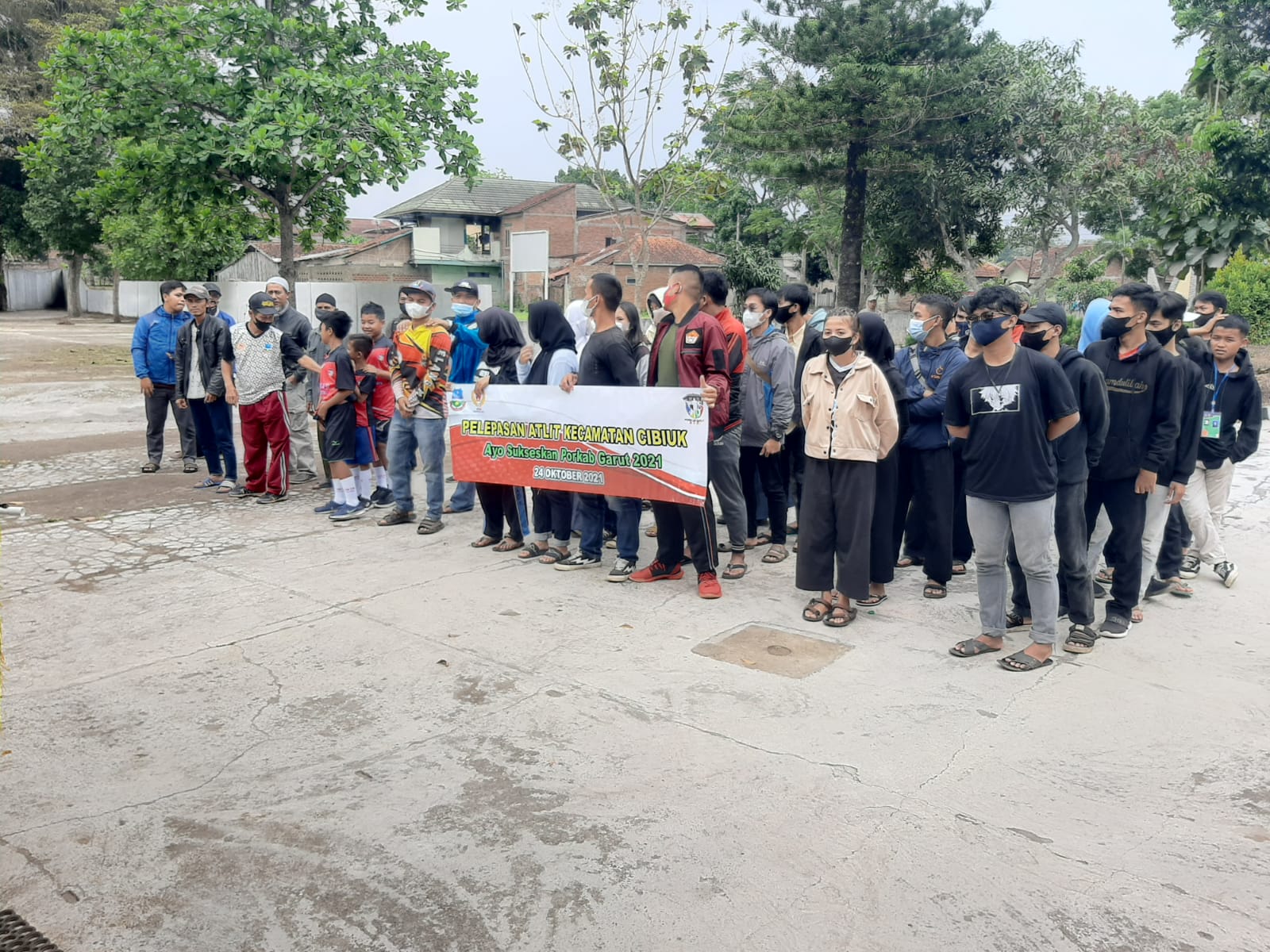 POLSEK CIBIUK LAKSANAKAN PELEPASAN ATLET DALAM RANGKA PORKAB GARUT