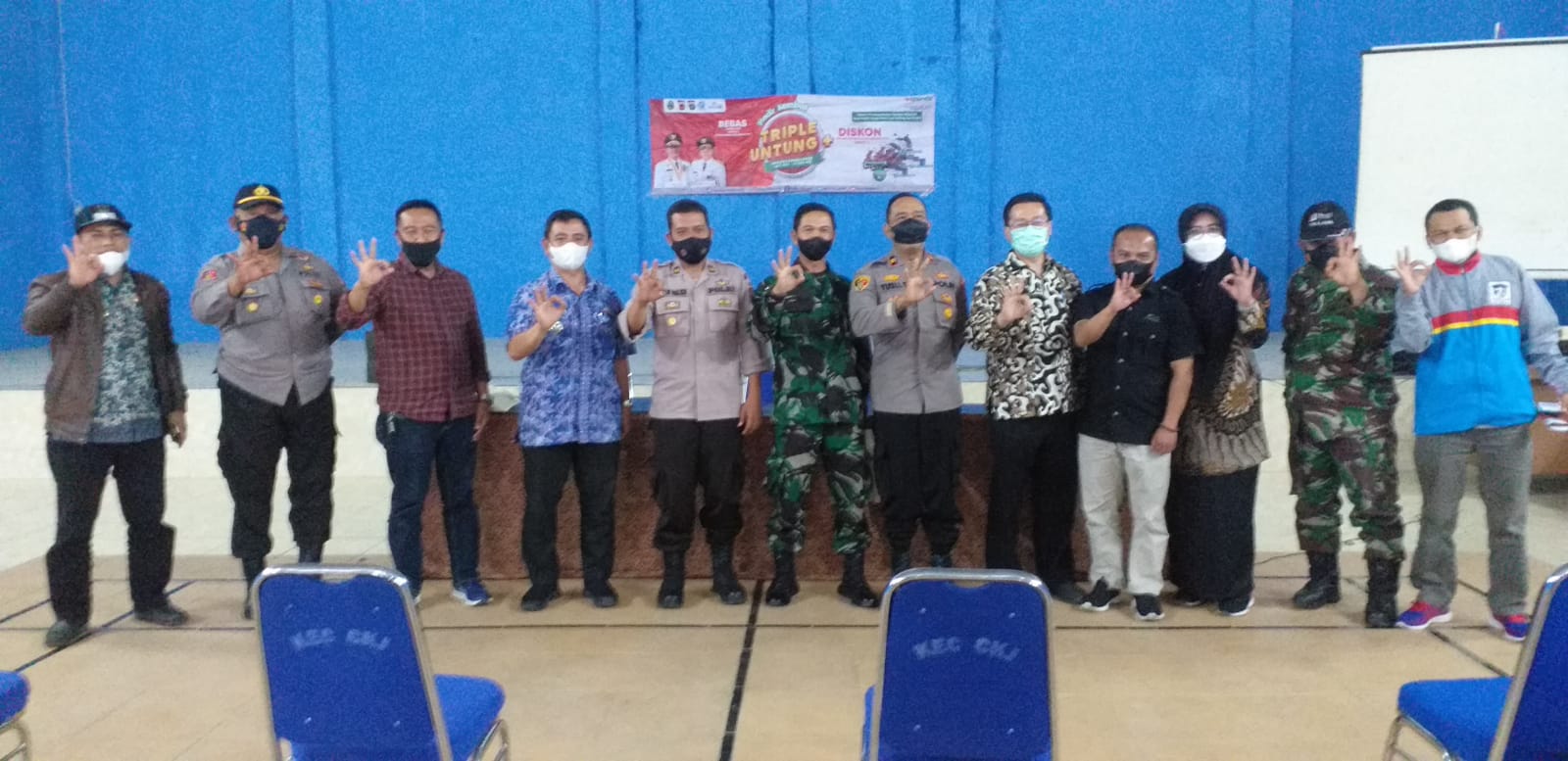 KAPOLSEK CIKAJANG LAKSANAKAN SOSIALISASI ITENSIFIKASI PAJAK KENDARAAN BERMOTOR DI WILAYAH KAB. GARUT