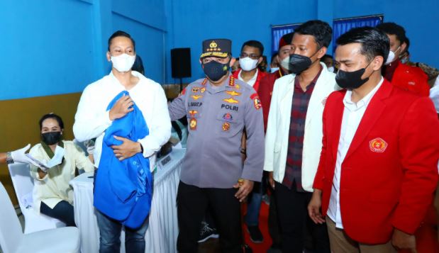 Akselerasi Vaksinasi se-Indonesia, Kapolri Sebut Sebagai Upaya Persiapan Pandemi ke Endemi.